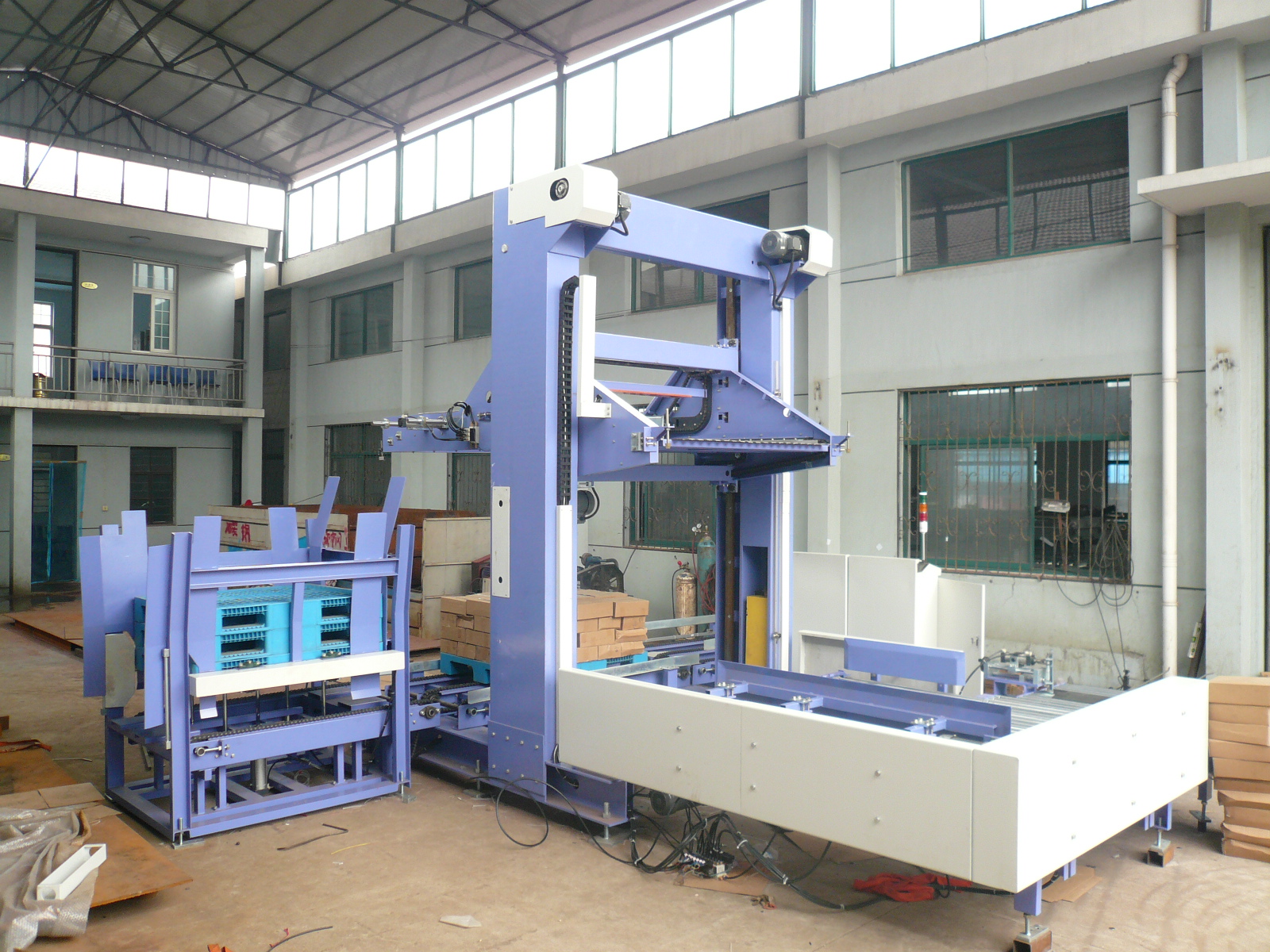 低位碼垛機(jī).jpg